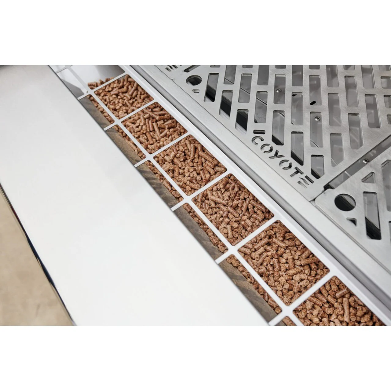 Coyote 36" Built-In Pellet Grill - C1P36 - Image 8