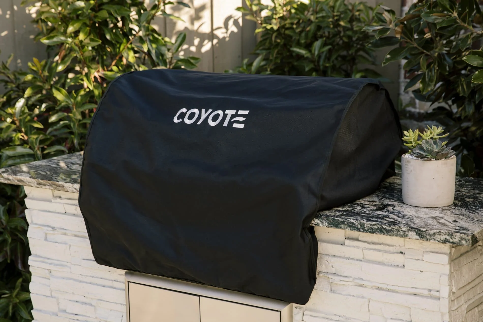 Coyote 36" Built-In Pellet Grill Cover - CCVR36P-BI - Image 2