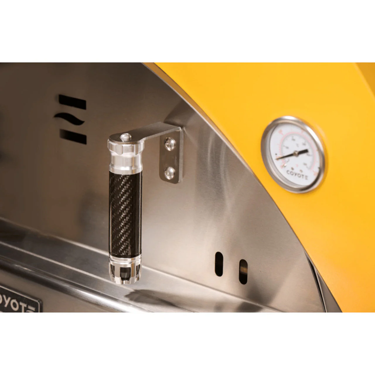 Coyote 40" DUOMO WoodFired Pizza Oven - C1PZ40W - Image 17